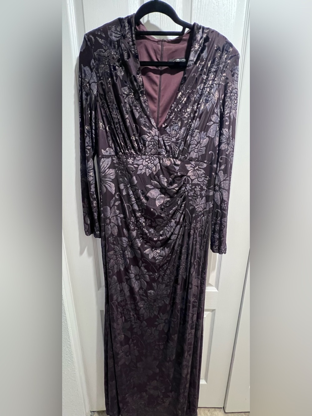 Betsy & Adam Purple Black Floral V-Neck Long Sleeve Long Maxi Dress 16